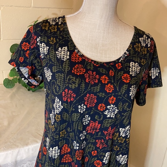 Lula Roe Top - Picture 2 of 5